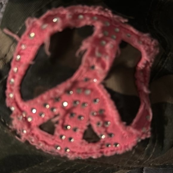 Peace Camo hat - Picture 5 of 5